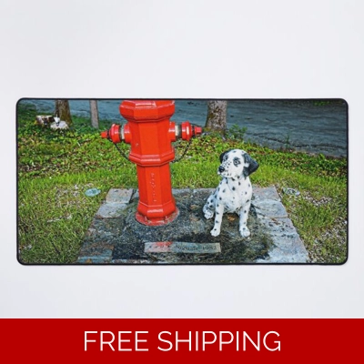 Le Studio Desk Mat Rush Signals Statue